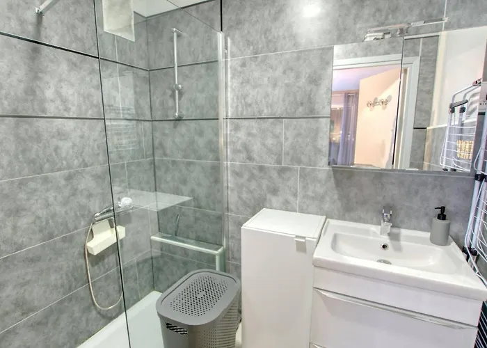 Centre - Parking Wifi Climatisation - Limestay 公寓