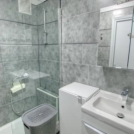 Centre - Parking Wifi Climatisation - Limestay Apartment